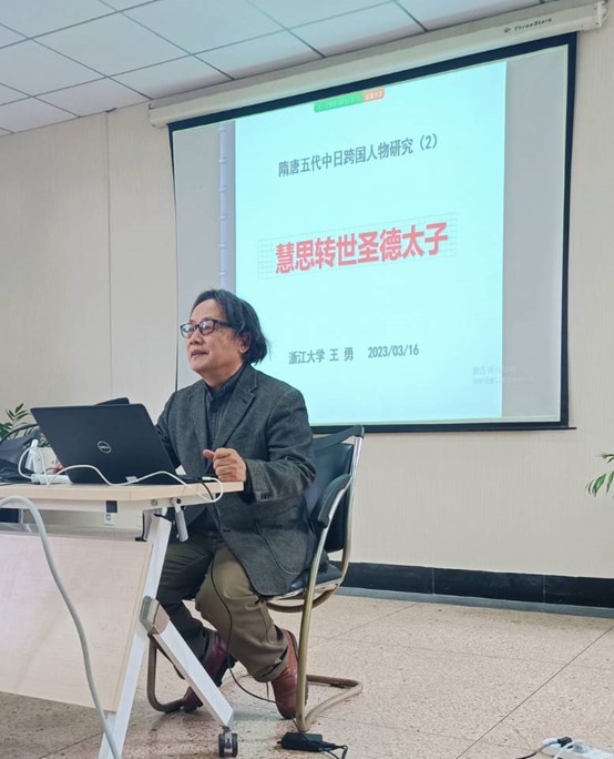 王勇3.jpg 王勇3.jpg